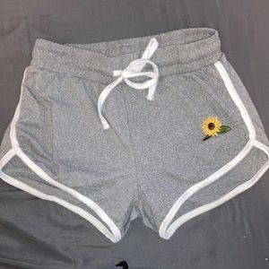 Rue 21 medium grey shorts with sunflower decal